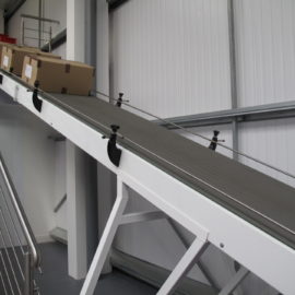 PACKING AND DISTRIBUTION CONVEYORS